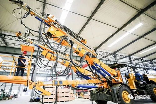 中國基建再創佳績 越江大橋主塔破水而立，米倉山隧道右線貫通